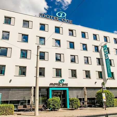 Hotel One Nuernberg-plaerrer 3*