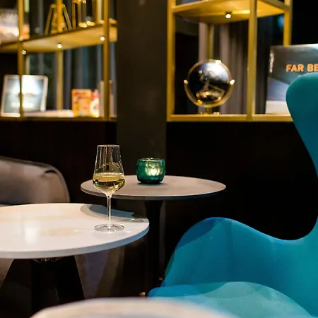 Hotel One Nuernberg-plaerrer 3*